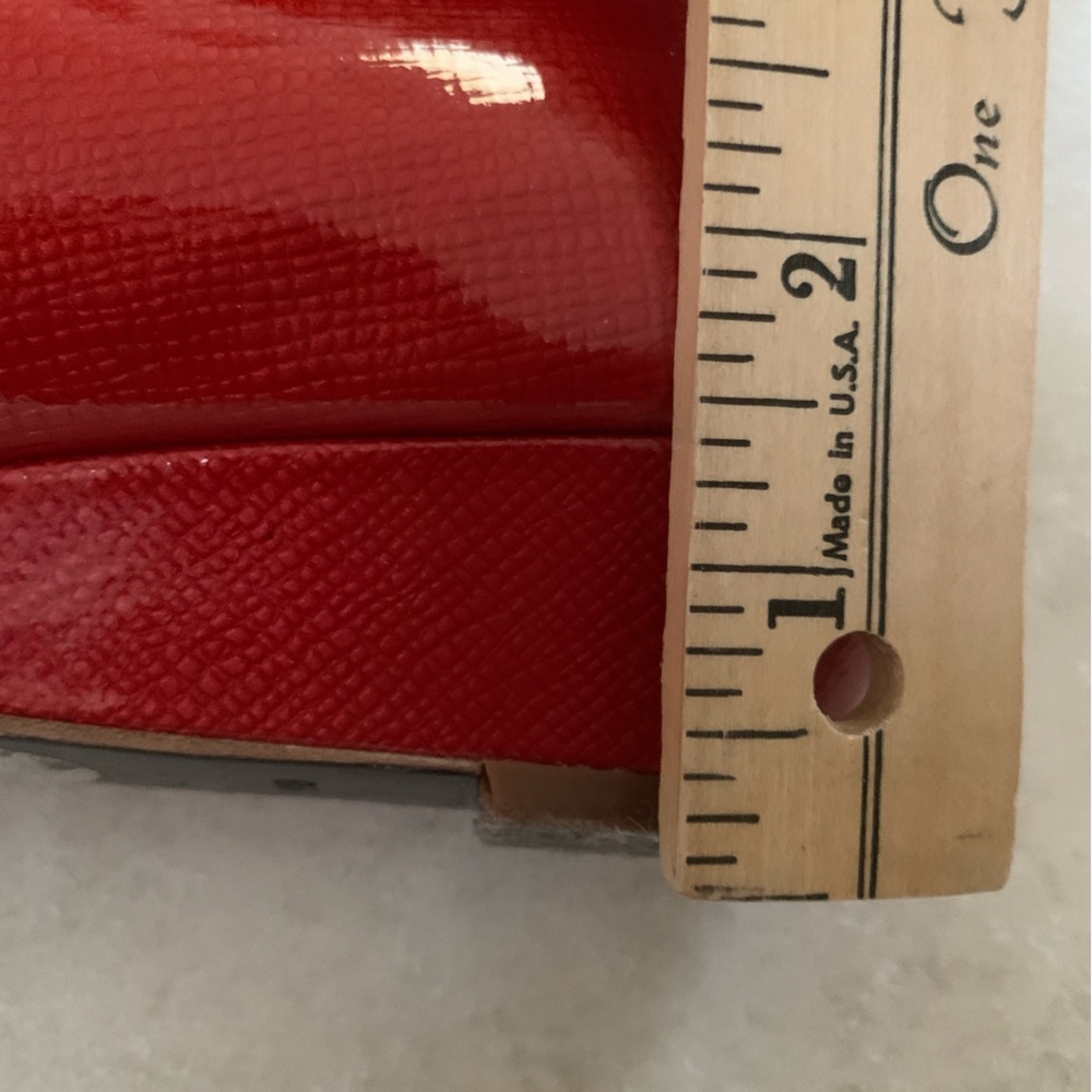 Cole Haan Red Patent Croc Embossed Peep Toe Flats Size 9B - Picture 7 of 8